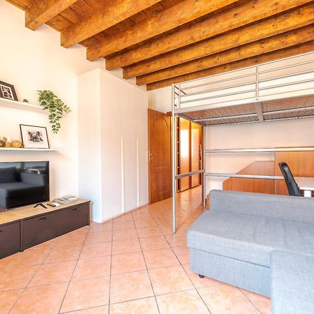 Guest Planet - Rosso Milano Apartment - Navigli Area Exteriör bild